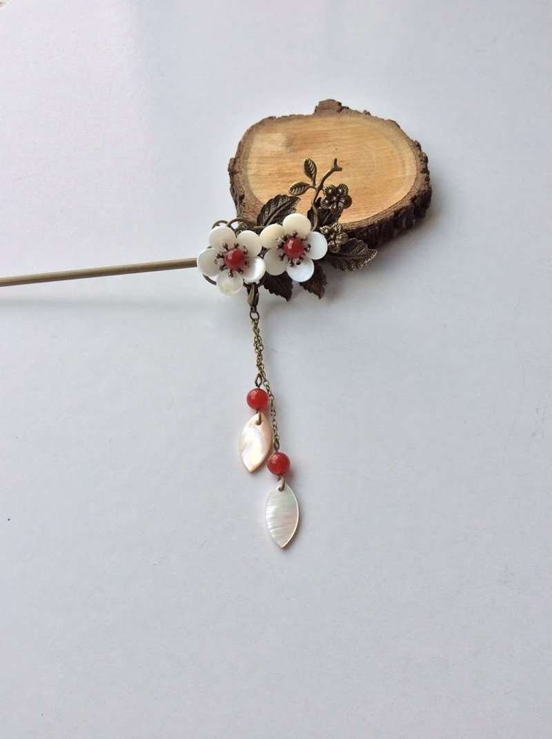 喵手作~古典梅花双面发簪(青铜色) - 发饰 - 其他材质 粉红色