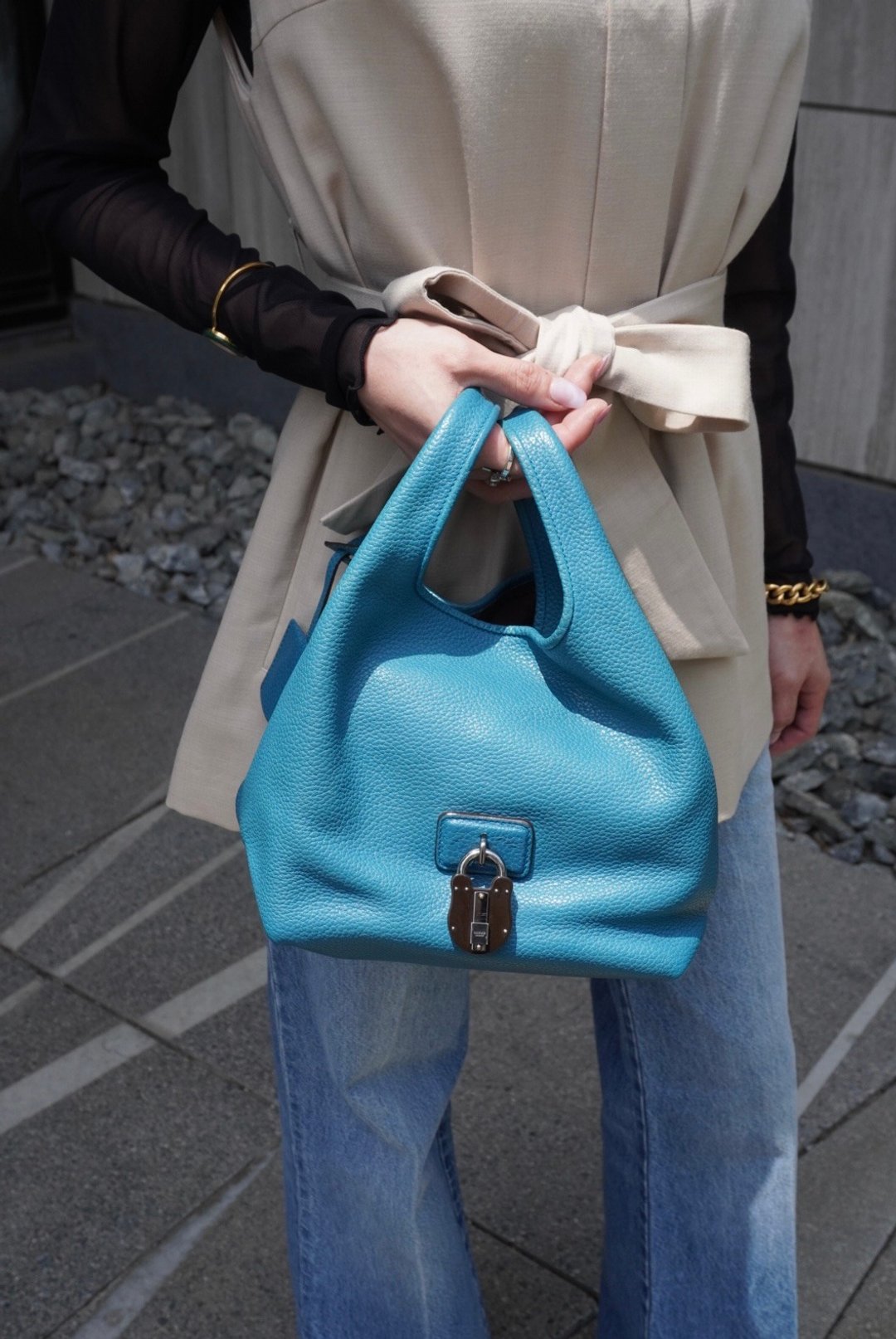 【日本直送 名牌中古包】LOEWE 罗威卡列 PM 手提包 蓝色 锁头吊饰 皮革 迷你包 vintage - 手提包/手提袋 - 真皮 蓝色