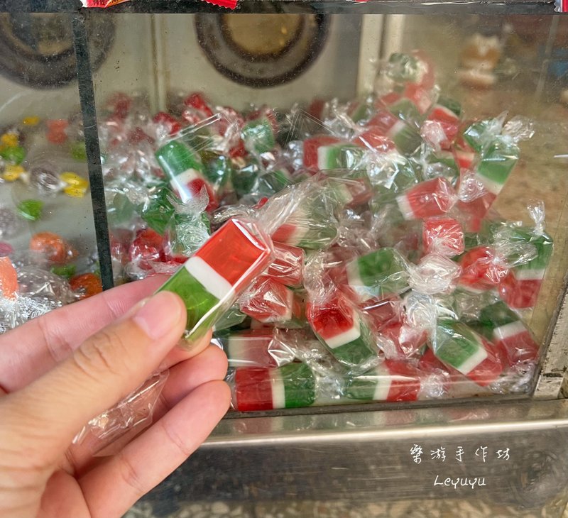 复古童年西瓜阮糖吊饰/磁铁 - 吊饰 - 树脂 