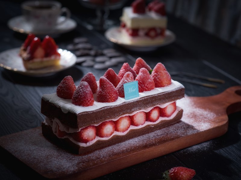 【御见】巧克力草莓多多蛋糕(长条) - 蛋糕/甜点 - 新鲜食材 粉红色