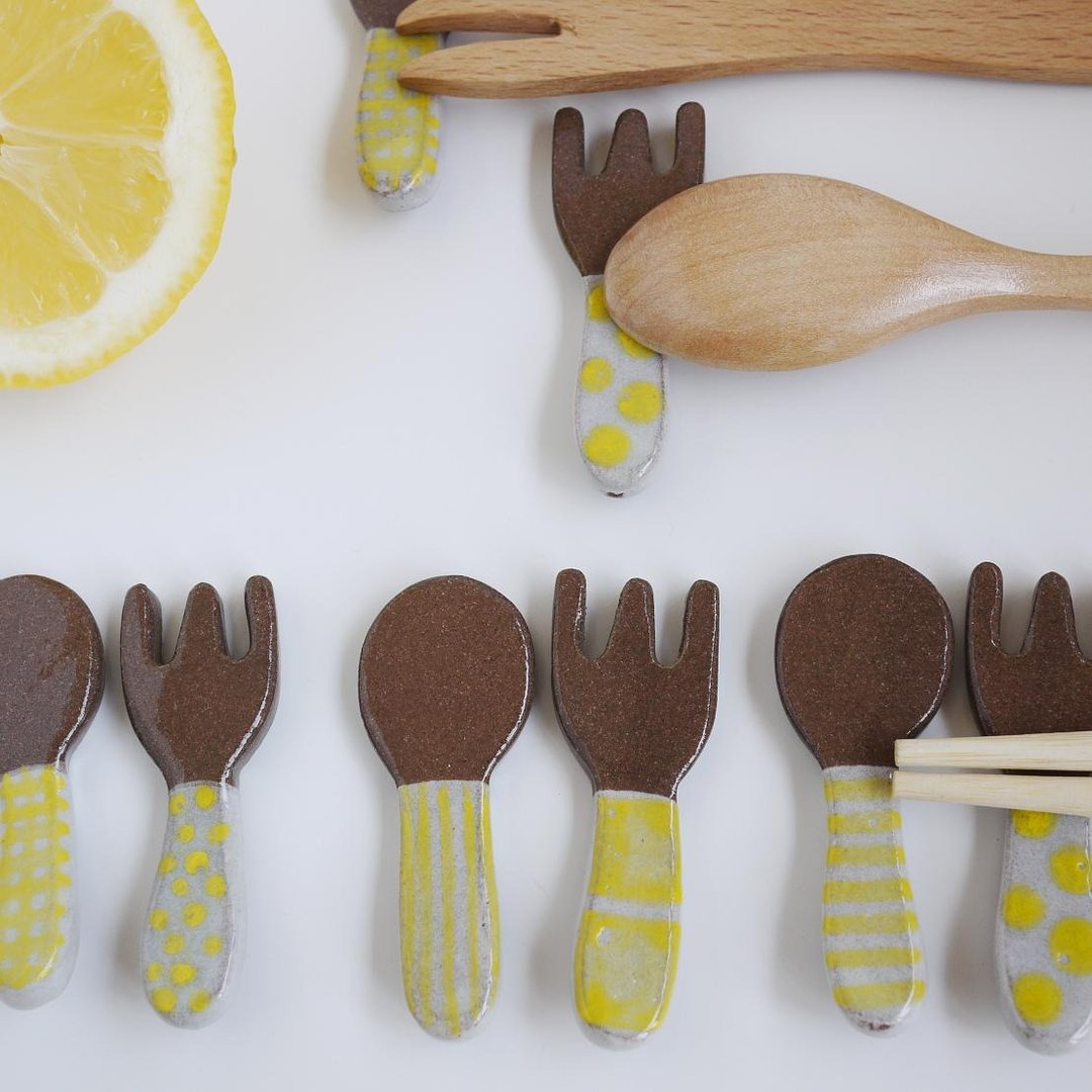 Spoon and fork chopstick rest [yellow] - 筷子/筷架 - 陶 黄色
