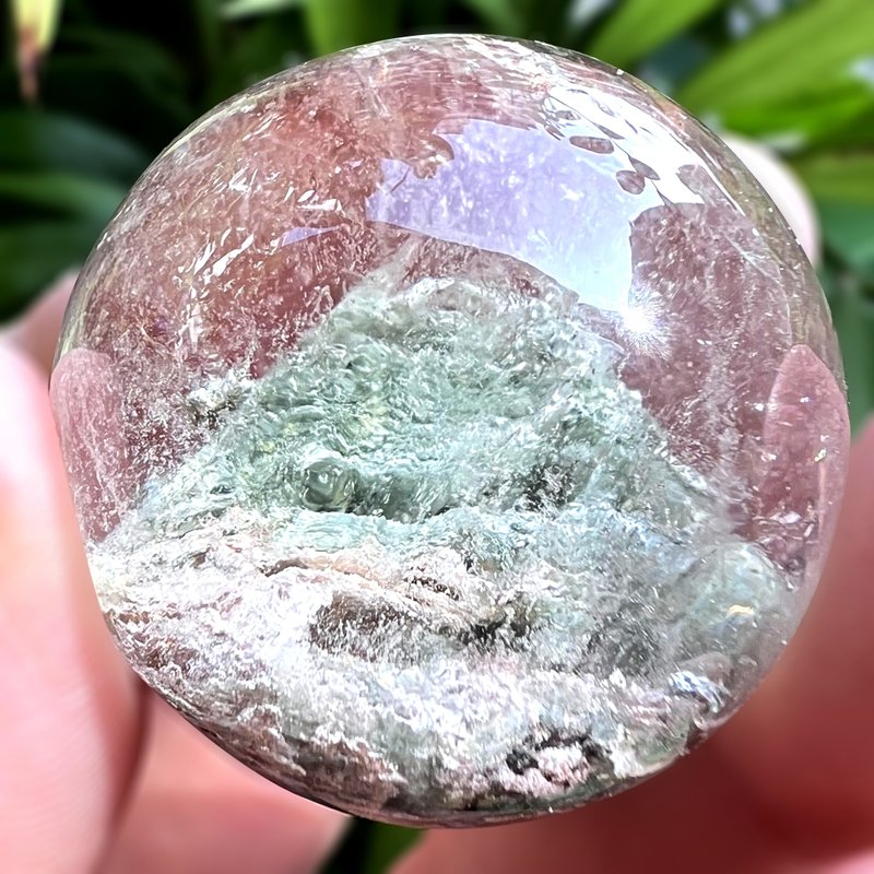 空中之城。水晶球 一图一物 摆件 疗愈 l 绿幽灵 石中石 全包球 l - 摆饰 - 水晶 绿色