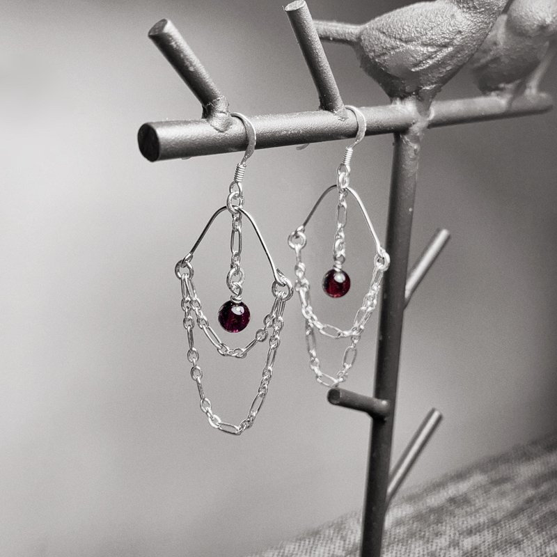 石榴石链型银制耳环 - 耳环/耳夹 - 半宝石 
