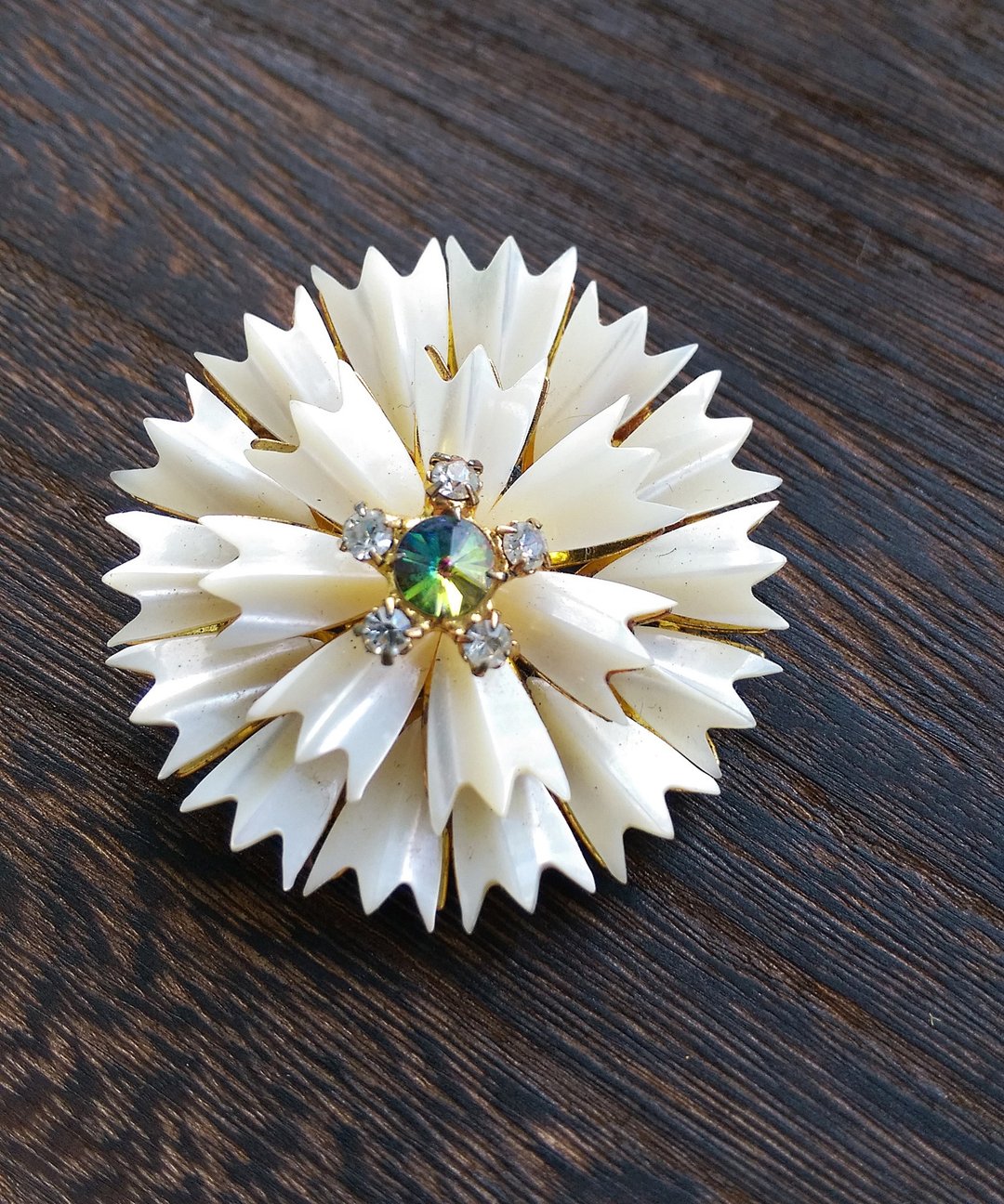 Vintage Jewelry 西洋古董饰品 立体 贝壳花 钻花 别针 - 徽章/别针 - 其他金属 金色