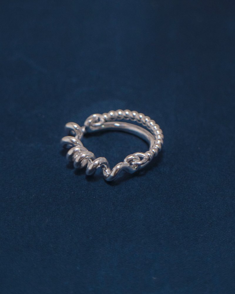 蜷 纯银戒 - 戒指 - 纯银 银色