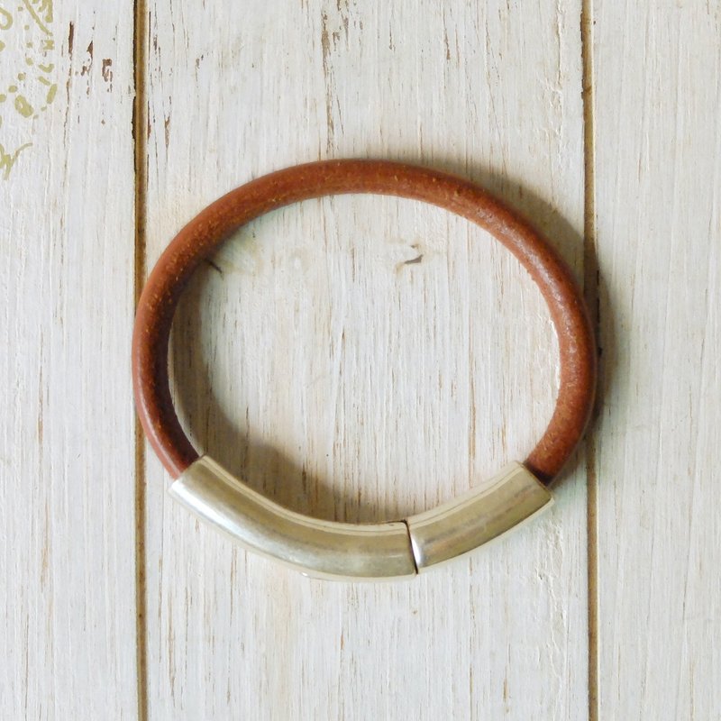 西班牙  磁扣 皮绳 手环 (驼色)  - 手链/手环 - 真皮 咖啡色