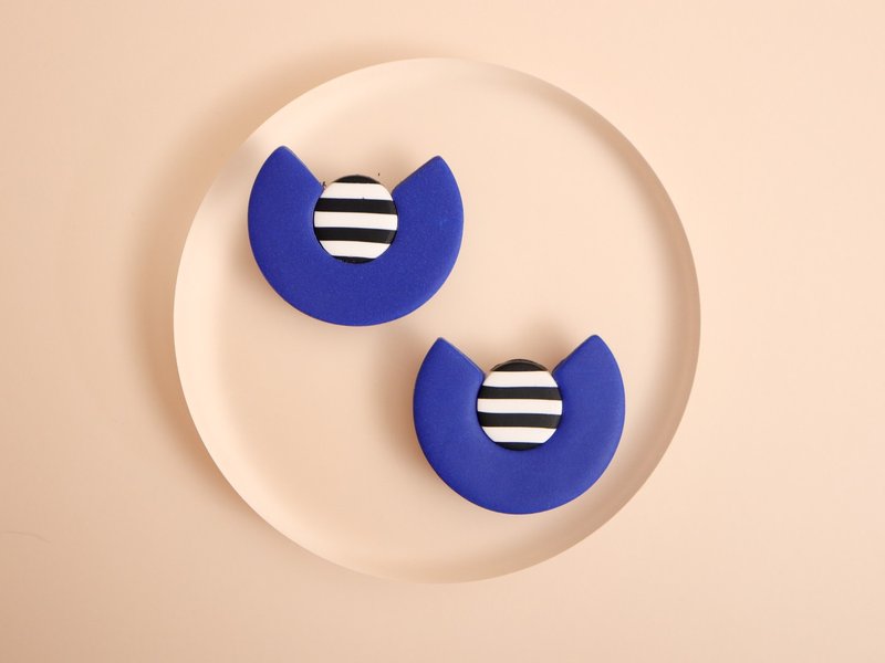 blue and border stud Clip-On/earrings/allergy to metals/24 - 耳环/耳夹 - 粘土 蓝色
