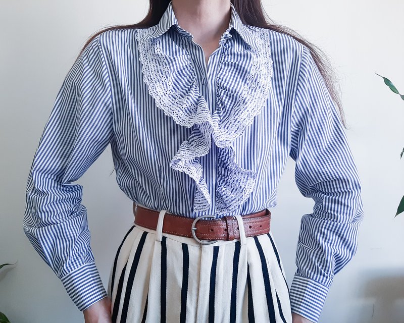 NARA CAMICE 棉质荷叶边条纹衬衫 白色蓝色条纹纽扣式衬衫 意大利 - 女装上衣 - 棉．麻 蓝色
