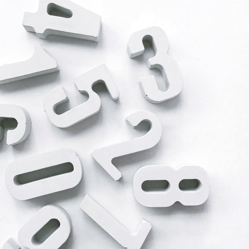 (现货) 数字水泥立体字 纯灰水泥字 可搭配英文字母 附固定黏土 - 摆饰 - 水泥 灰色