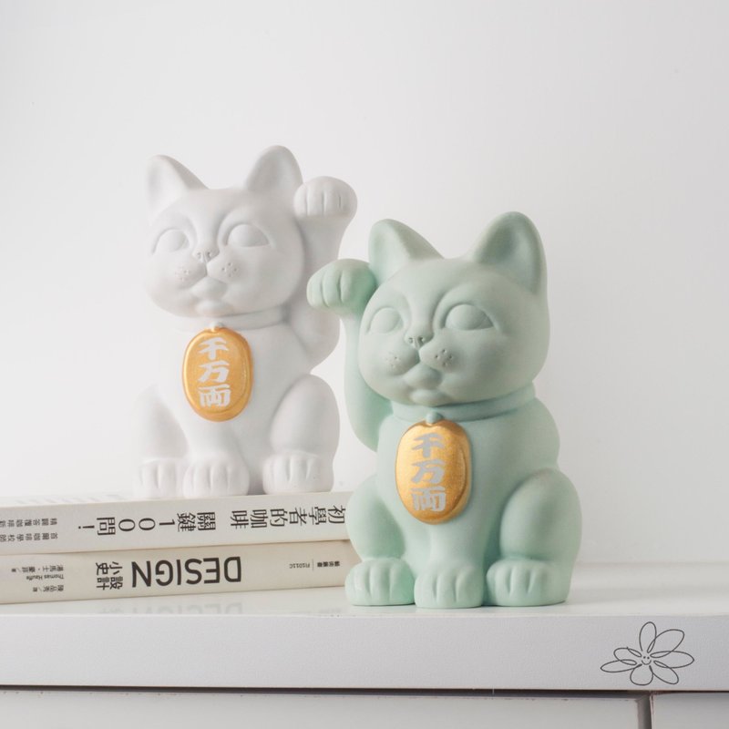 |woohuang | 水泥材质 | 超可爱五寸高( 12.5厘米) 彩色招财猫 - 玩偶/公仔 - 水泥 金色