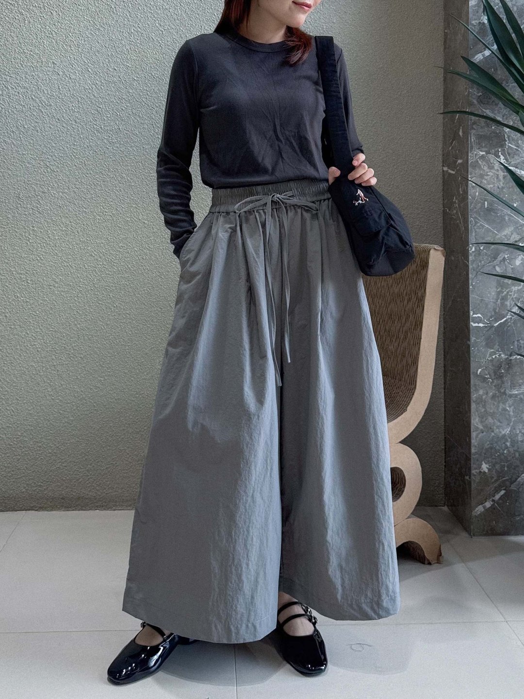 Giant Pants 宽版巨人裤 炭灰色 男女通用 - 女装长裤 - 其他材质 灰色