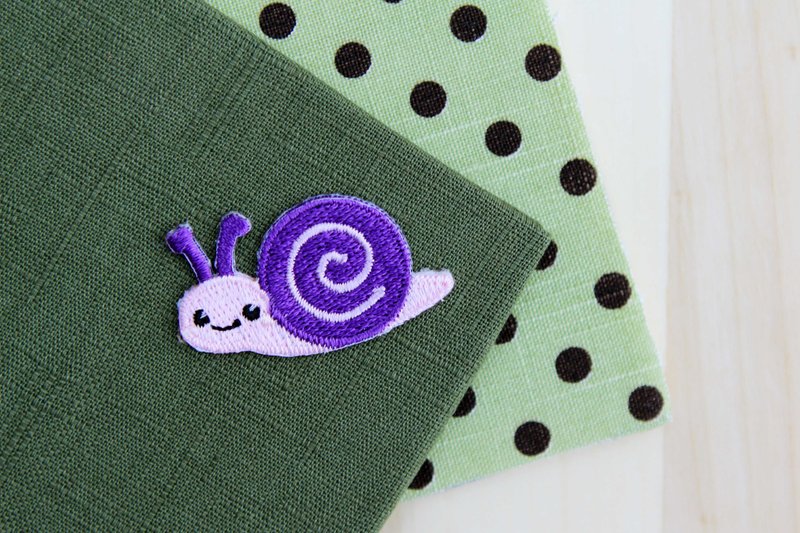 小蜗慢慢爬自黏绣布贴-森林系列 - 其他 - 绣线 紫色