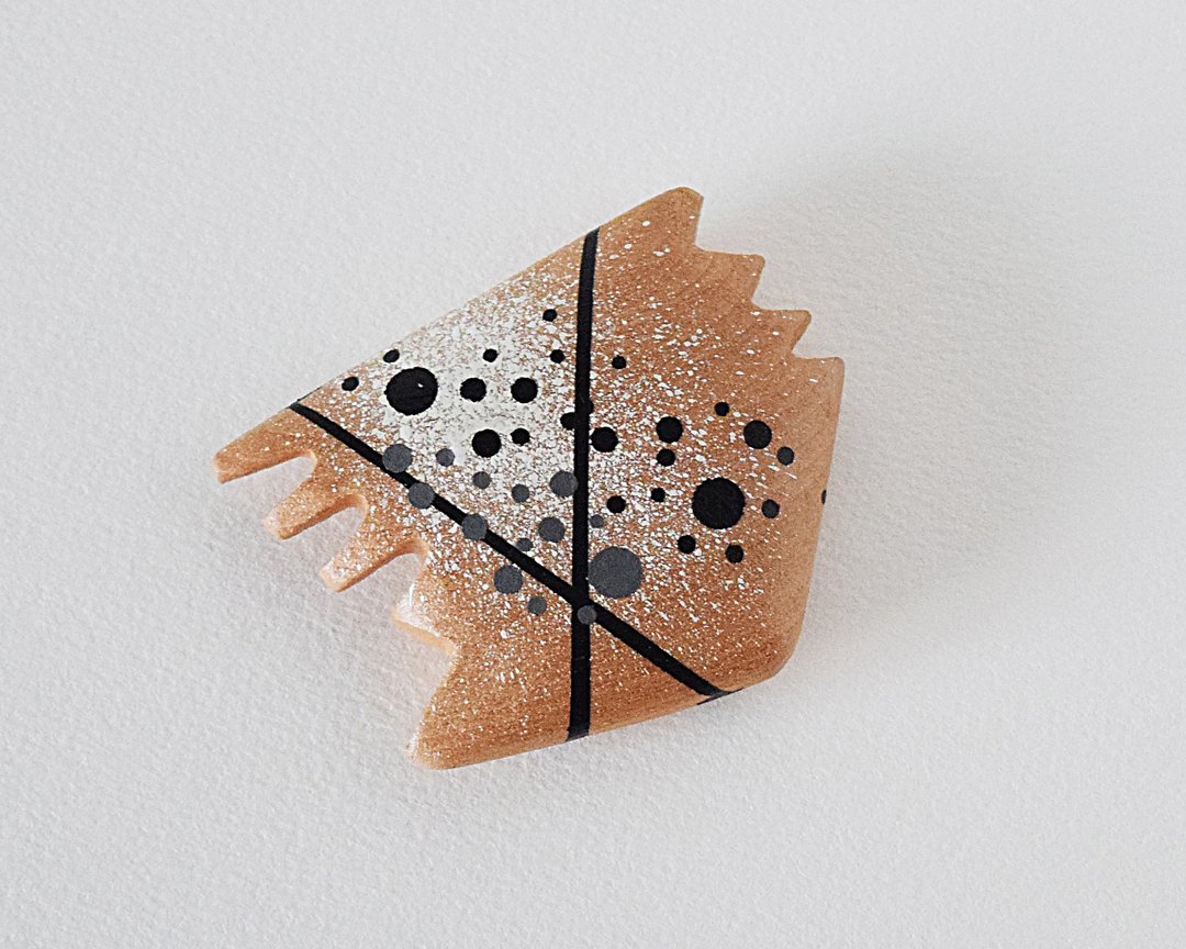 Small  Abstract Hand Painted Wood Pocket Mirror (black and white) monotone - 彩妆刷具/镜子/梳子 - 木头 黑色