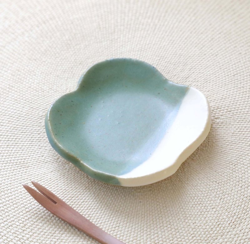 森林绿花形小盘 - 浅碟/小碟子 - 陶 绿色