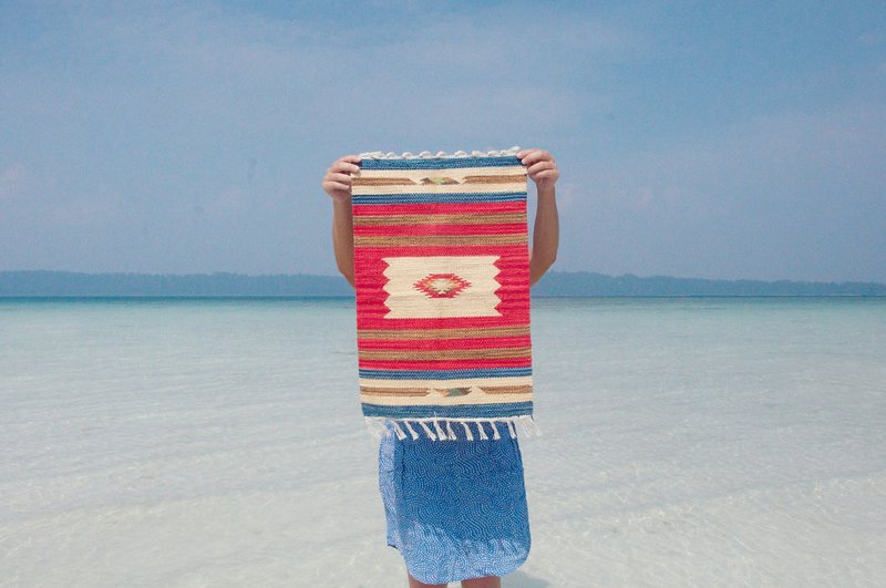 情人节礼物 手工限量/手感织布地毯/桌垫/编织感餐垫 / Boho民族风野餐垫 - 心中的撒哈拉沙漠 摩洛哥风民族 ( 中 ) - 被子/毛毯 - 棉．麻 多色