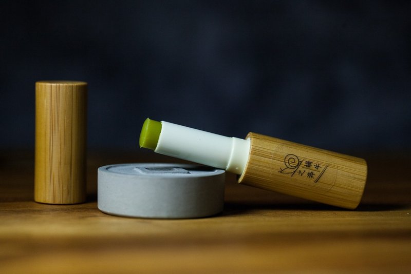 抹茶 一抹青翠 丸久 小山园 明寿 护唇膏 - 唇部保养 - 植物．花 绿色