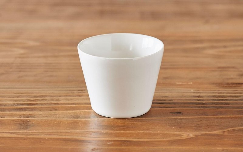 Cup truncated cone white - 咖啡杯/马克杯 - 陶 白色