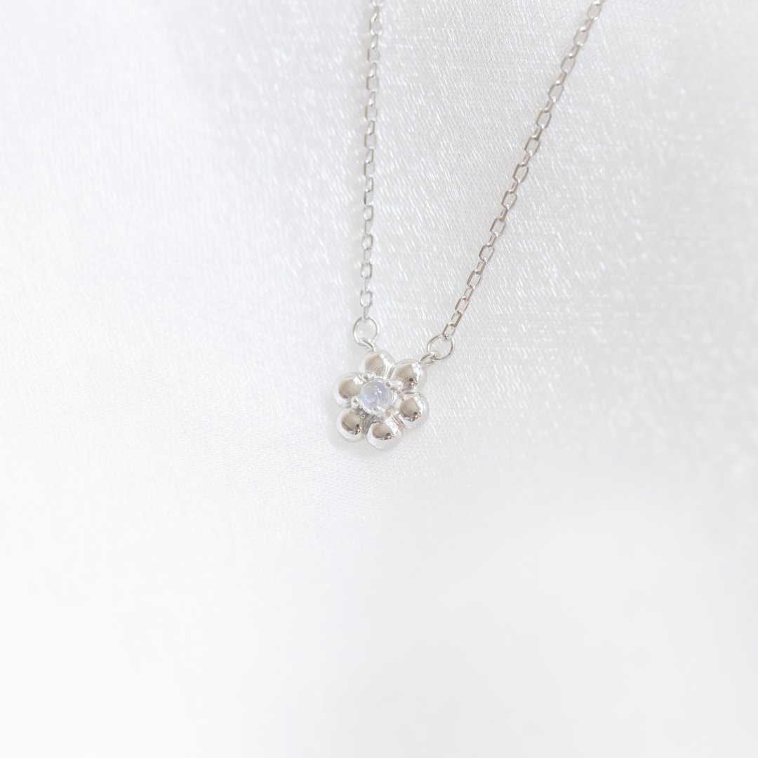 月光石 925 纯银波堤小花项链 - 项链 - 水晶 蓝色