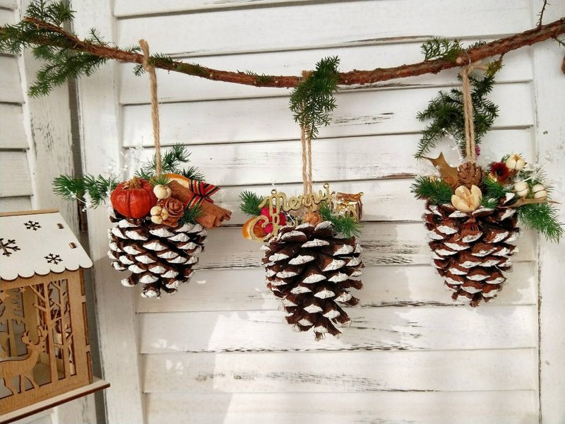 【蓝芯手作】圣诞松果装饰・圣诞礼物・交换礼物・圣诞节 - 干燥花/捧花 - 植物．花 绿色