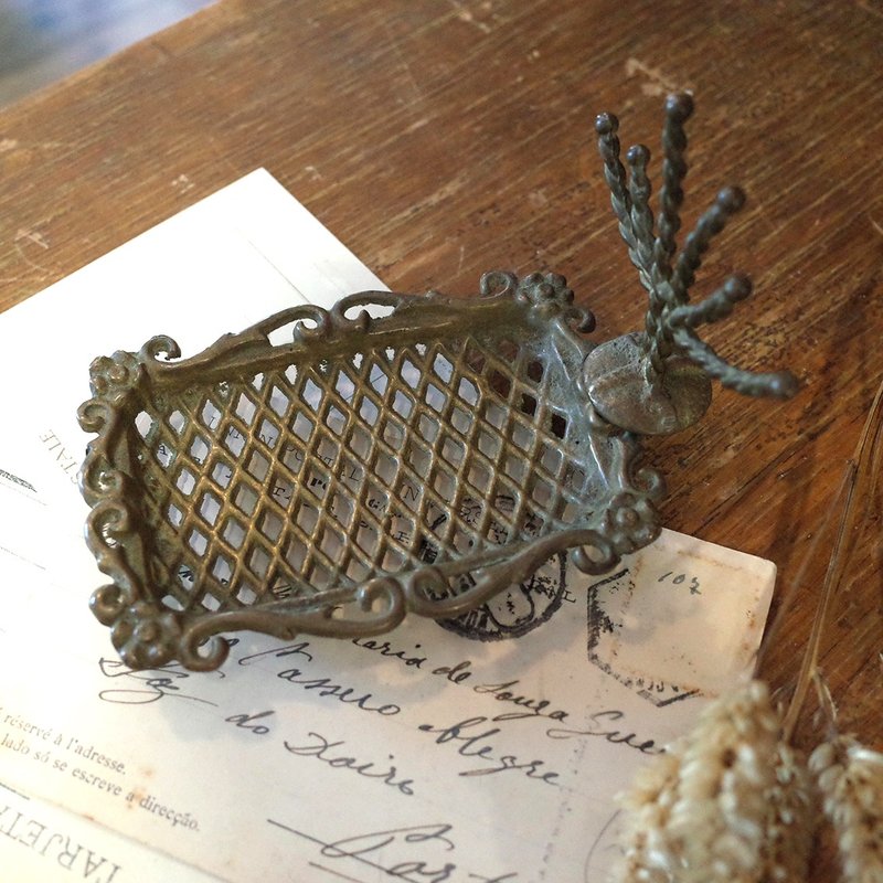 葡萄牙老件.铜制古董香皂盒.黄铜篓空置物盒.饰品收纳.小陈列架 - 摆饰 - 其他金属 