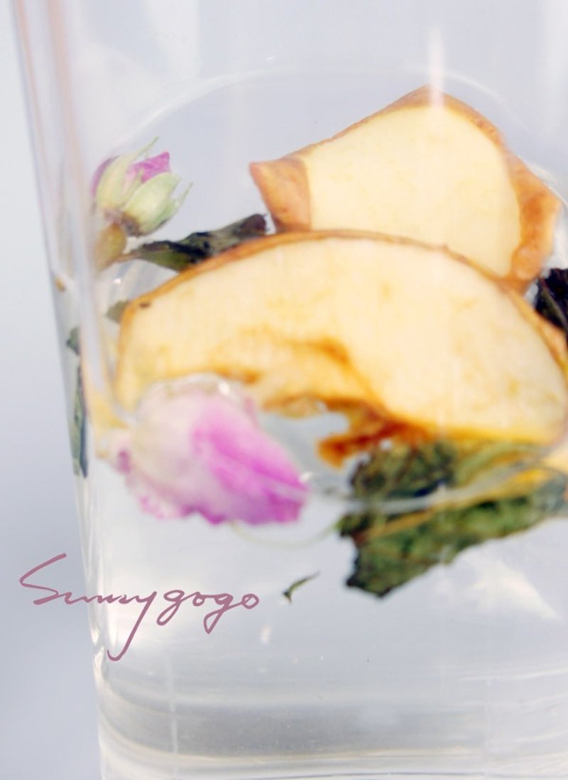 草舞果干水 / 夏日情怀 - 水果干 - 纸 