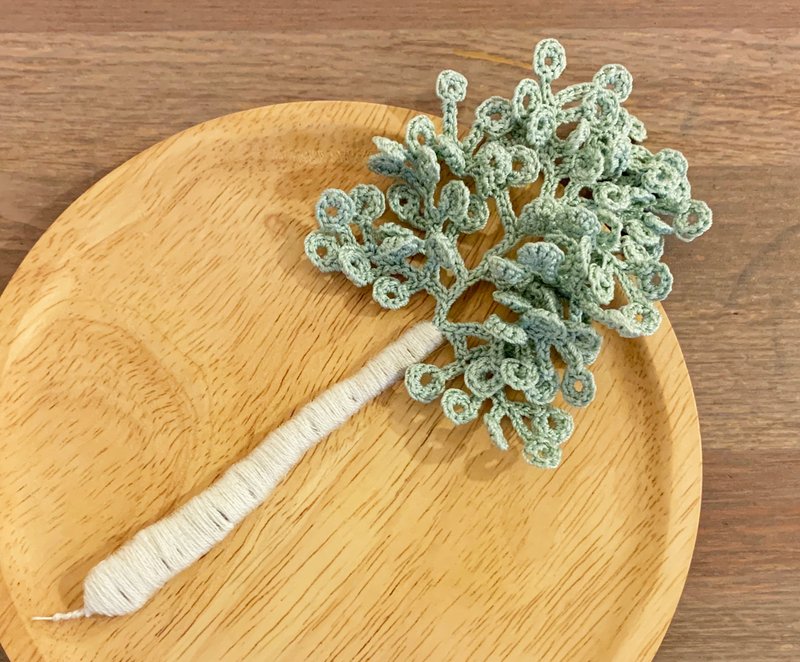 9点以后 | 纯手工刺绣书签 | 萝卜干造形书签 (附棉麻收纳袋) - 书签 - 绣线 绿色