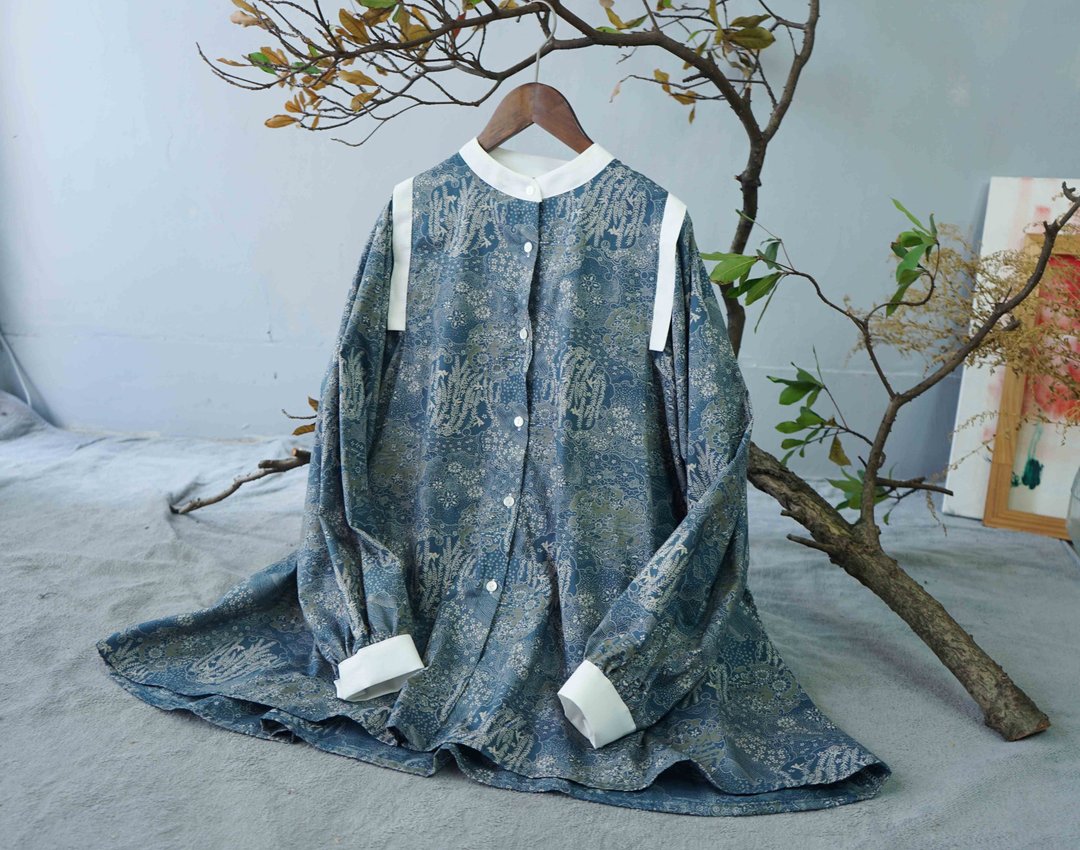 手作-森林系少女蓝绿花卉日式印花棉质立领宽袖伞状衬衫 - 女装衬衫 - 棉 蓝色