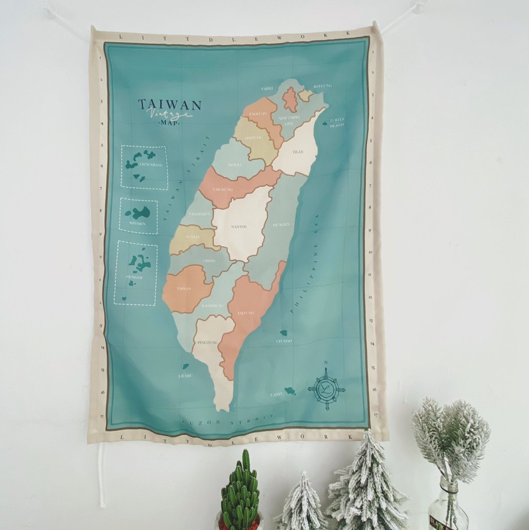 【圣诞好礼】【热买商品】台湾地图布幔-复古款 (浅蓝) - 墙贴/壁贴 - 绣线 多色