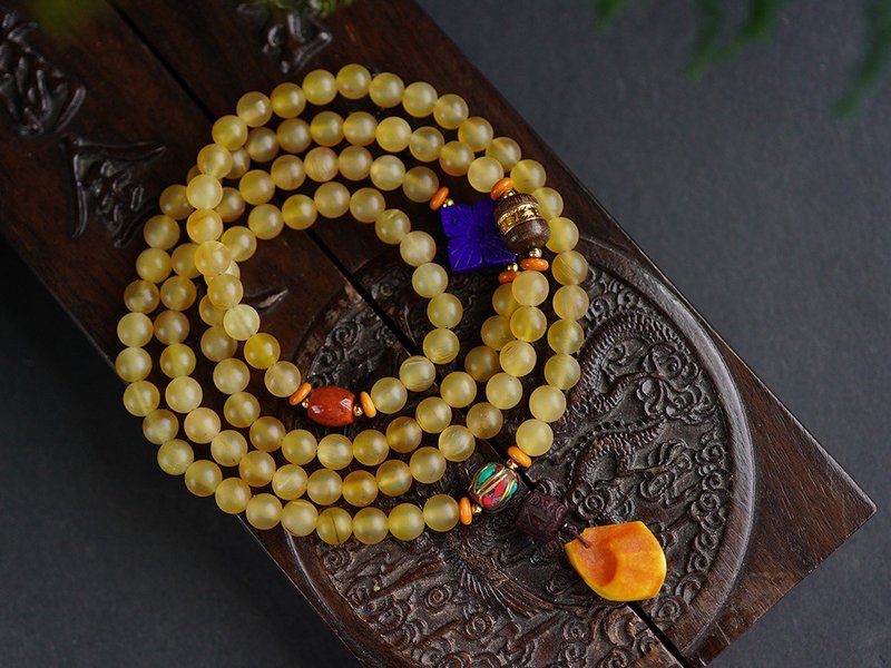 天然正宗羚羊角8mm108颗佛珠手链 搭配牛骨莲花 蜜蜡桶珠等 - 手链/手环 - 玉石 