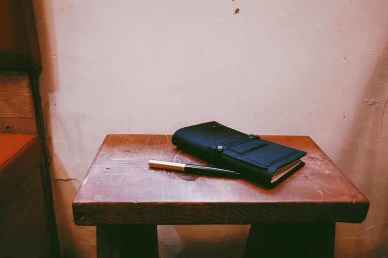 有朝一日 • 文房具 - 素食者皮革防水黑色日记本 - 笔记本/手帐 - 环保材料 黑色