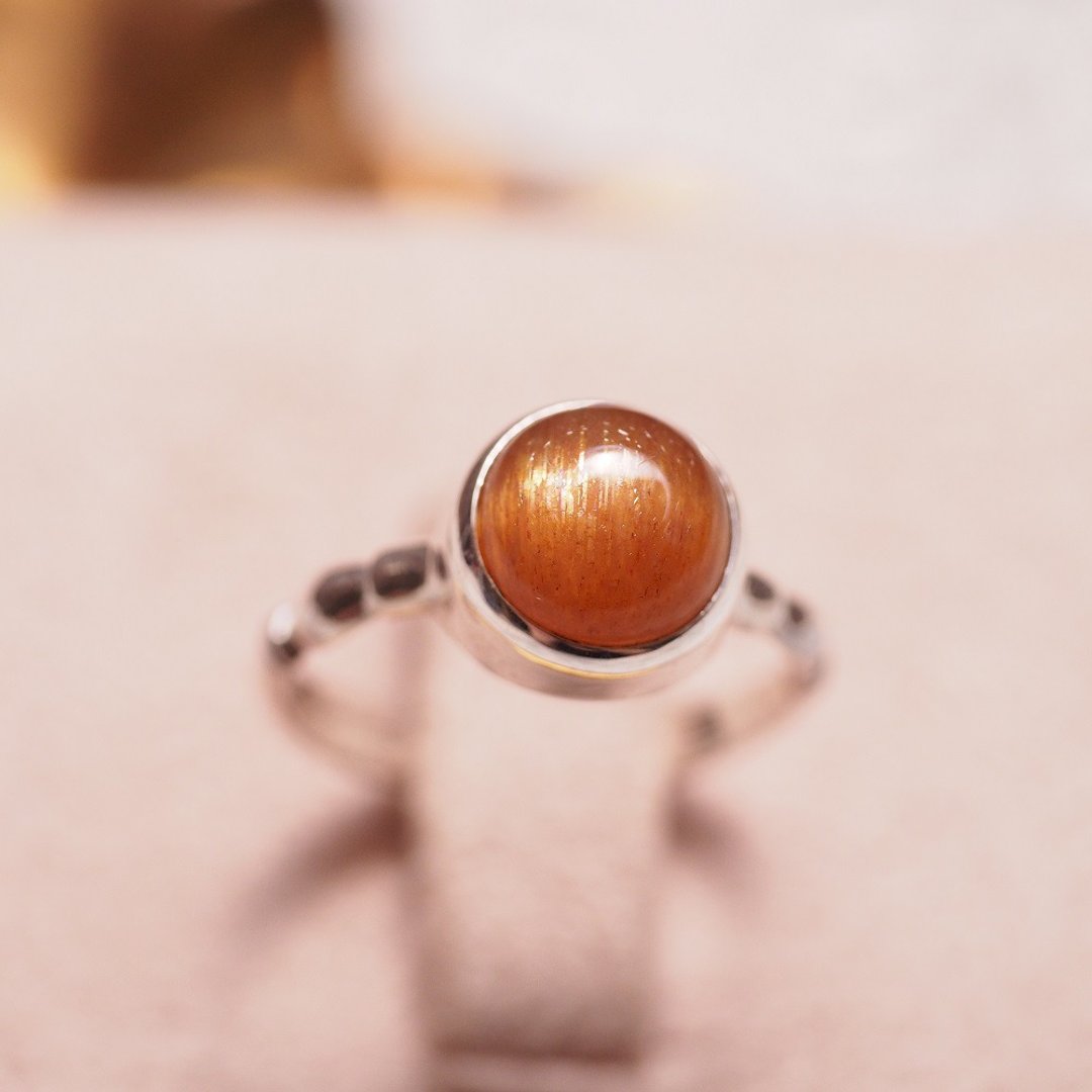 太阳石 日长石 猫眼效应 手工纯银戒指 Sunstone Sterling Silver - 戒指 - 半宝石 金色