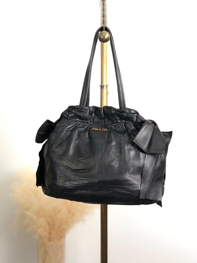 【日本直送 品牌二手包】PRADA普拉达托特包黑logo丝带牛皮vintage旧款548imc - 手提包/手提袋 - 真皮 黑色