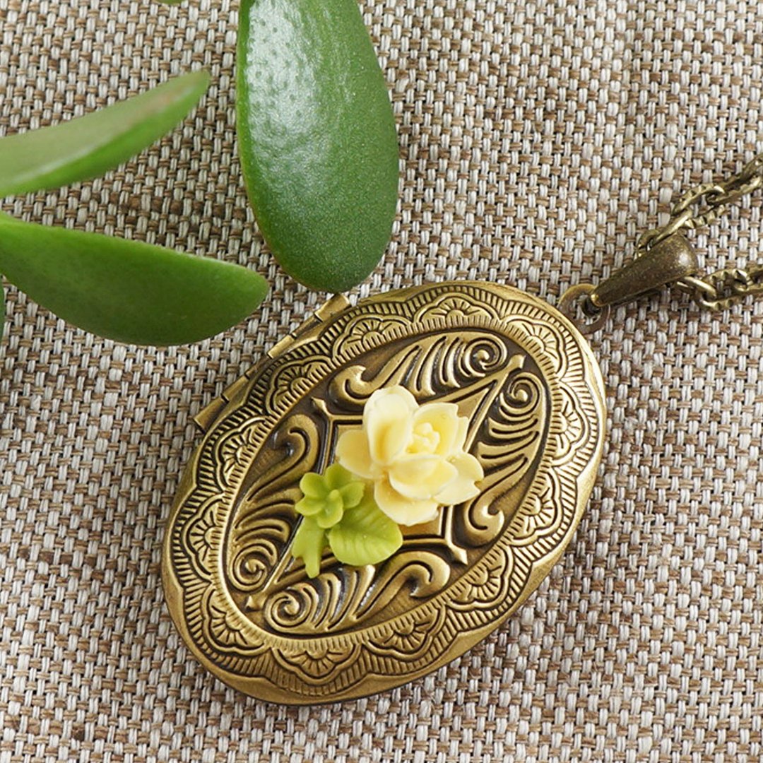 Tea Rose Floral Bronze Oval Photo Locket Pendant Necklace Woman Jewelry Gift - 项链 - 铜/黄铜 黄色