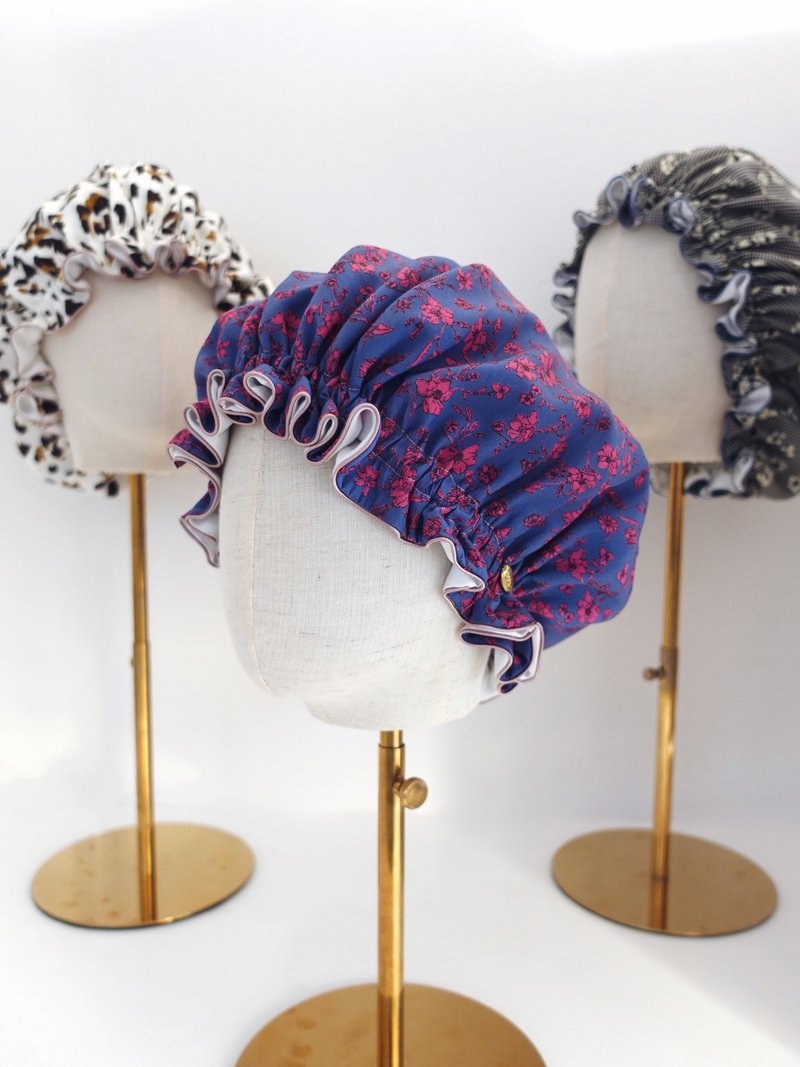 日本製可水洗丝绸睡帽 Dreamy Berry 缤纷花卉款 - 脸部按摩/清洁工具 - 丝．绢 粉红色