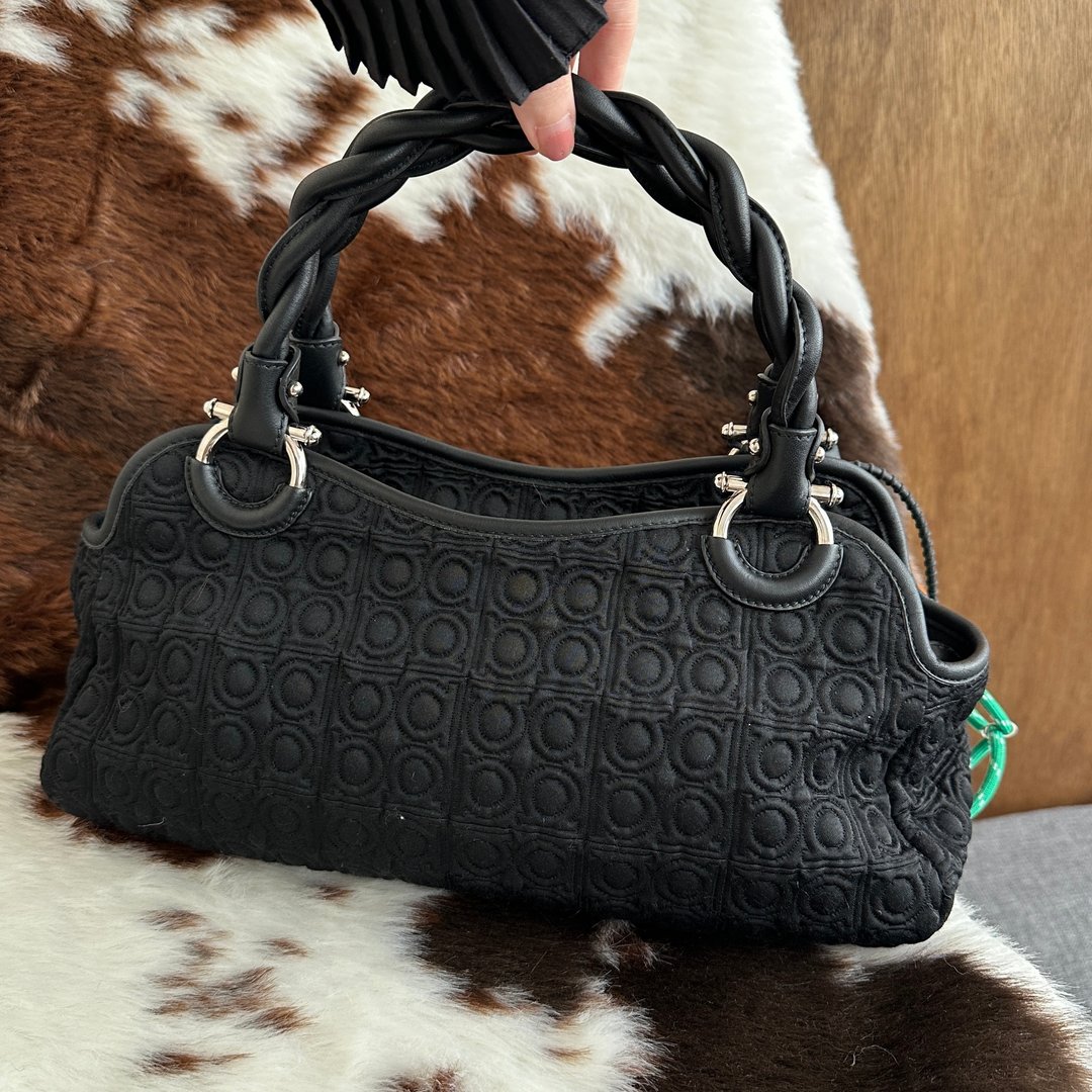 中古包 Salvatore Ferragamo 菲拉格慕 Gancini 图腾尼龙手提包 - 手提包/手提袋 - 尼龙 黑色