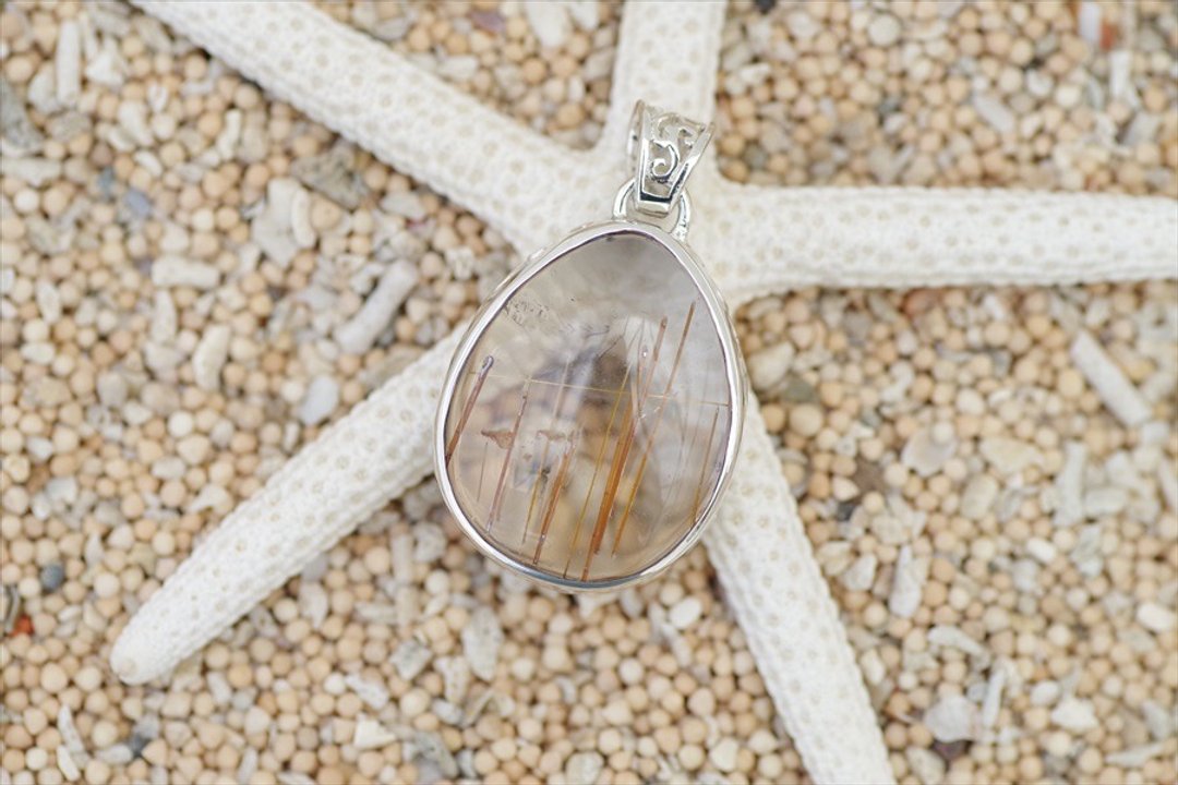 Pendant of rutile quartz - 项链 - 宝石 透明