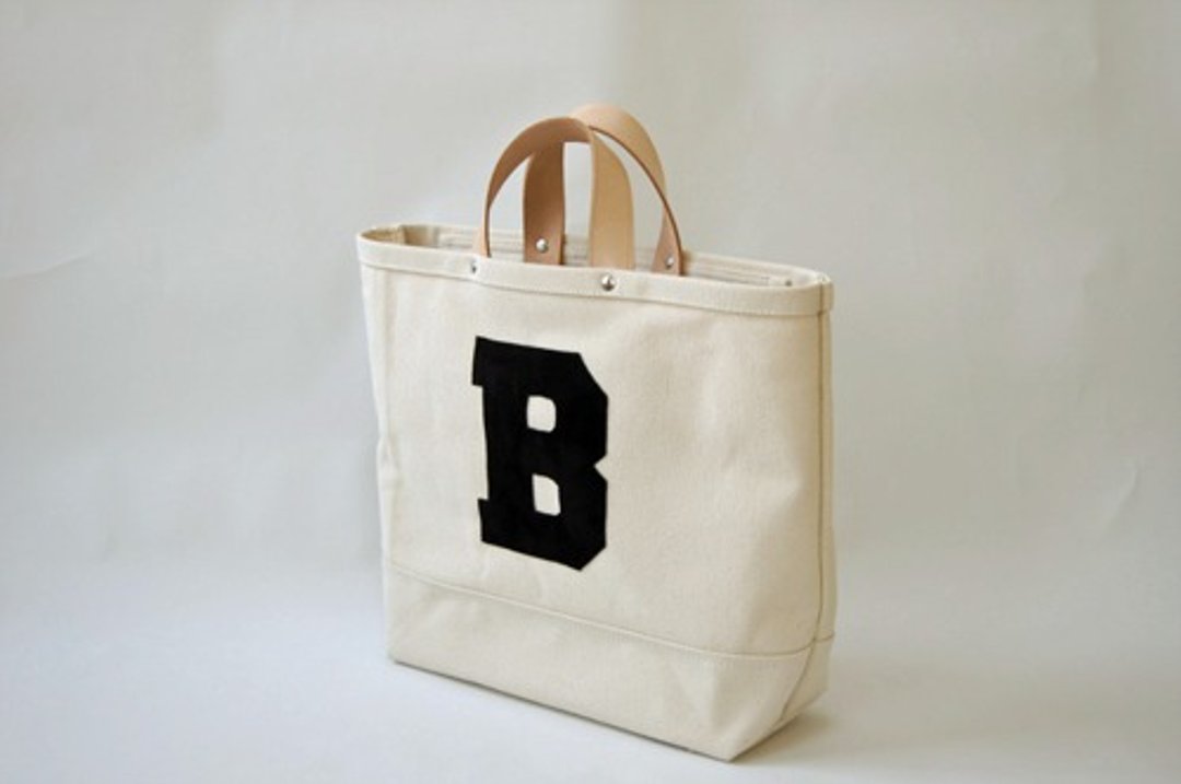 BIG LOGO TOTE 客制大字母 4 号极厚帆布托特包 职人手作 5年保修 - 手提包/手提袋 - 棉 白色