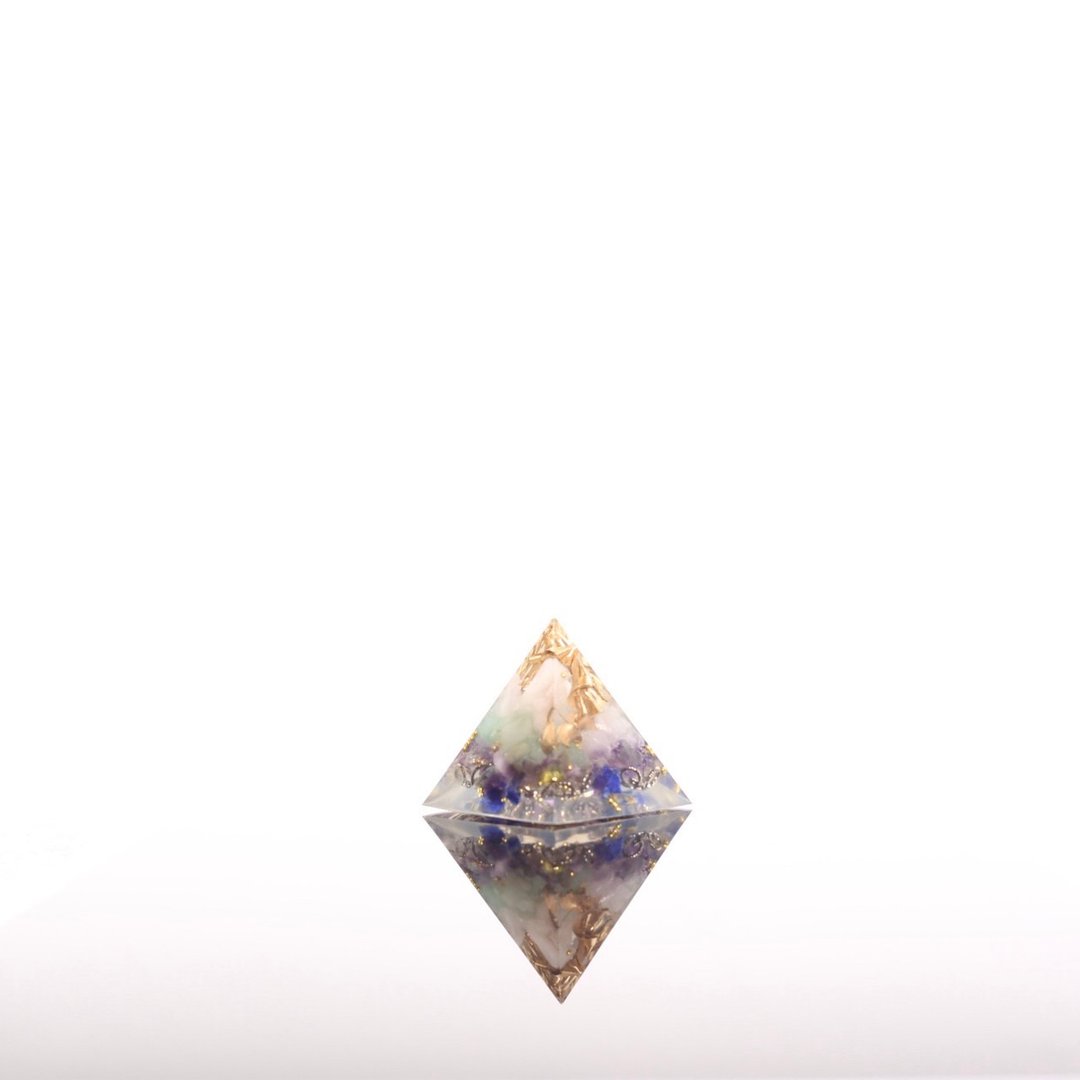 【情人节礼物】青岚2-奥刚迷你金字塔Orgonite水晶矿石贵人、招财 - 摆饰 - 半宝石 多色