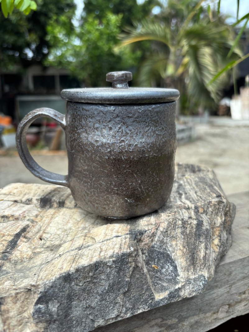 锰晶加盖马克杯 - 咖啡杯/马克杯 - 陶 金色