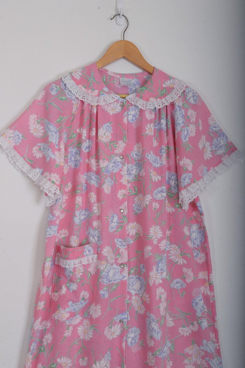 雏菊花梗 彼得潘+宽袖子 棉布花边排扣连身裙 - 洋装/连衣裙 - 棉．麻 