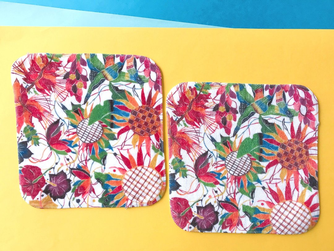 Hand towel depicting Okinawa flowers - 毛巾浴巾 - 棉 