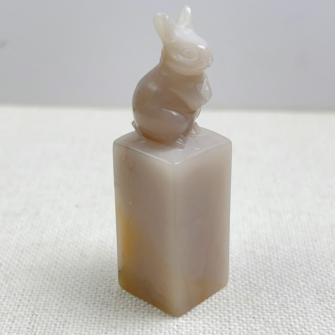 定制化手工印章-|老挝石兔子钮 1.6x1.6 CM|手工篆刻印章 - 印章/印台 - 玉石 