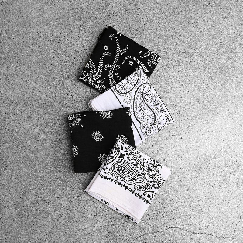 Vintage Bandana 美式方巾 / 美式方巾古董丝巾、古着变形虫领巾 - 手帕/方巾 - 棉．麻 多色