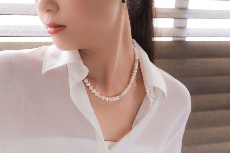 才德的女子 - 半宝石珍珠项链_18K镀金配件 - 颈链 - 宝石 白色