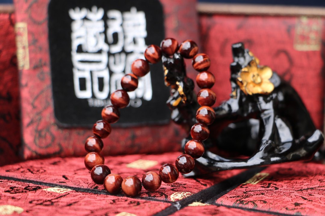 原矿纯天然红虎眼石手珠 8mm 定制化串珠设计 手链饰品工艺品 - 手链/手环 - 宝石 