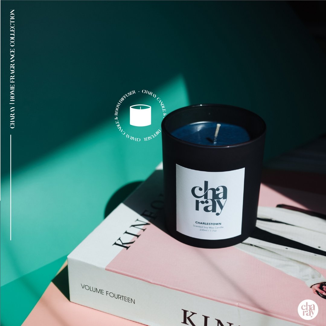 CHARAY Scented Candle CHARLESTOWN Scent Size 230ml. - 香薰/精油/线香 - 玻璃 多色