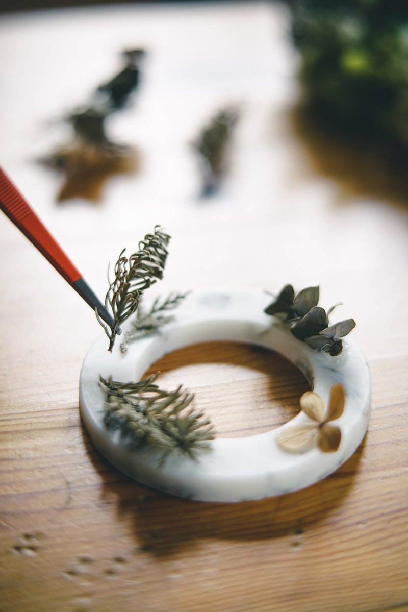 秋冬限定：[芳香。圈圈］森//大豆蜡干花环 - 香薰/精油/线香 - 植物．花 黄色