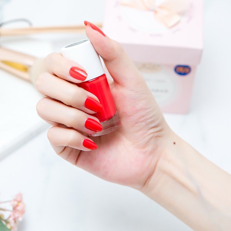 nailmatic 纯色生物基经典指甲油-HEDI-珊瑚红 - 指甲油/指甲贴 - 树脂 