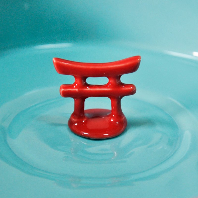 陶瓷鸟居 鸟居 摆饰 (单入一组) - 摆饰 - 陶 