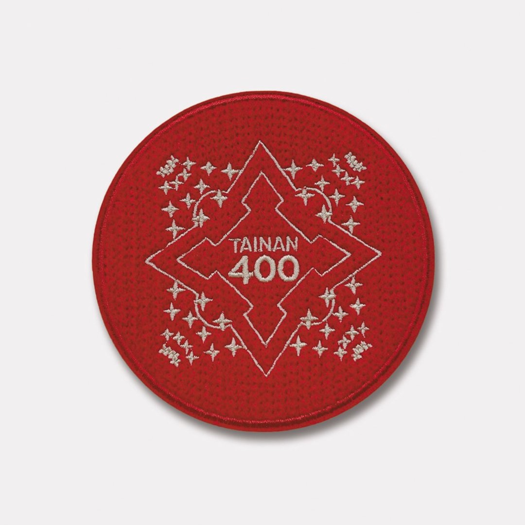 台南400刺绣杯垫-台南武庙墙红 - 杯垫 - 绣线 红色
